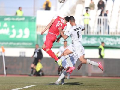 عکس | پوستر کنایهآمیز آلومینیوم برای دیدار با پرسپولیس