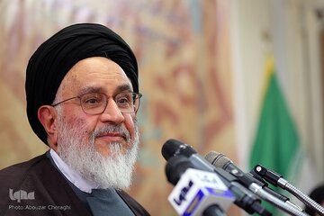 تحلیل و معرفی «اندرز به فقیه» / مرشد معنوی، وارث علمی؛ اهمیت اندرز در سلوک معرفتی فقیهان