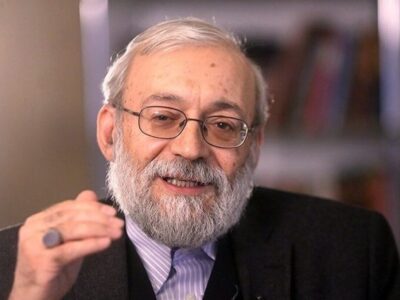 لاریجانی: امتیازدهی به آمریکا برای رفع تحریمها «خطای راهبردی» است / نظریه استیصال، میراث منفی برجام