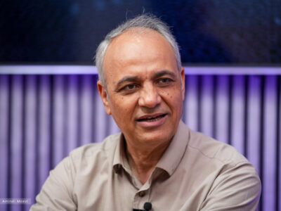 زیدآبادی: آقای سخنگو مگر اصلا مذاکرهای در میان است؟ / وضع به گونهای است که اگر حتی روزنامهها درباره “مذاکره” چیزی بنویسند تذکر میگیرند!