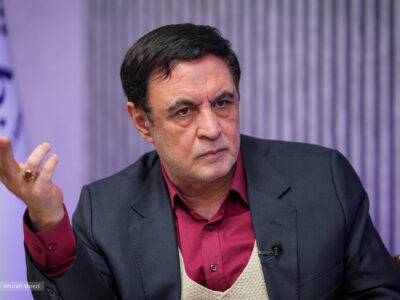 ایمانی: برخی از جریان‌های منتقد دولت از رهبری عبور کردند