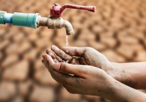 خشکسالی و فرونشست؛ دو عامل همافزا در بحران لرزهای تهران/ بحران پمپاژ آب، احتمال زلزله بزرگ را افزایش میدهد/ خطرناکترین گسل ایران کجاست؟