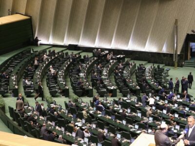 لزوم توجه به مطالبهگری دانشجویان/ نقدعلی: بحران نهادههای دامی به مرز خطر رسیده است/ چرا رئیس مجلس در نطق صبح خود به دولت هشدار نداد؟