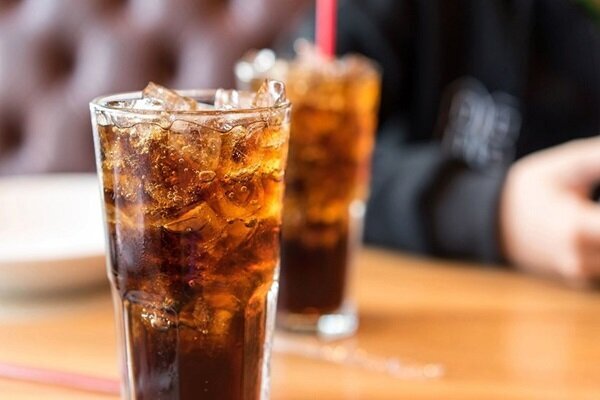 نوشابه حالت تهوع را خوب میکند؟ نوشابه حالت تهوع را خوب میکند؟