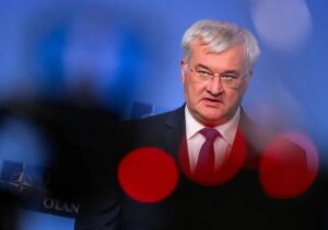 وزیر خارجه اوکراین: از موضع کشورها درباره حمله به اقامتگاه پوتین ناامید شدم