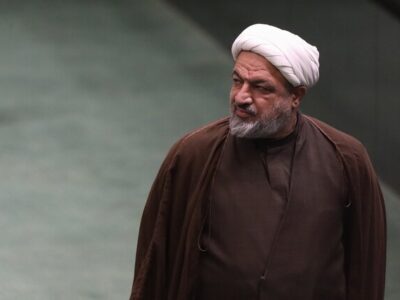 ببینید | پرسش تند دانشجوی گیلانی از رسایی: چرا هر روز…