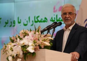 هشدار وزیر کشور درباره کاهش جمعیت در ایران؛ تا سال ۱۴۸۰ جمعیت به زیر ۴۰ میلیون نفر می‌رسد/عوامل اقتصادی و معیشتی بر فرزندآوری اثرگذار هستند اما…