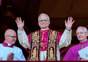 پاپ: ترس و بی اعتمادی در لبنان حرف آخر را نمیزند