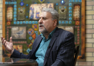 کنایه سنگین فلاحت پیشه به نمایندگان مجلس؛ فضای ذهنی برخی مسئولان با بدبختی های مردم متفاوت است