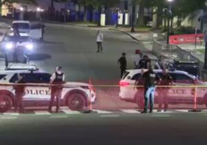 گاردین: ترامپ در حال پاکسازی قومی در آمریکا است