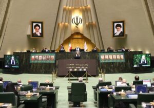 یک نماینده مجلس: کاری با اسرائیل کودککش و آمریکای جنایتکار نداریم؛ ما قوه ناظر هستیم/ ارز ۱۲۳ تومان و سکه ۱۳۰ میلیون شده، در مجلس چه میکنیم؟