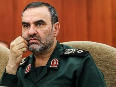 عصایی که از مهلکه بیرون آمد/ تصویری از عصای جانشین اطلاعات سپاه پس از حمله اسرائیل