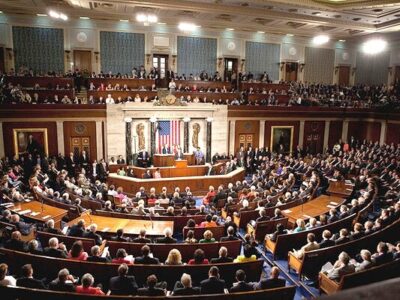 ببینید | تصویب بودجه نظامی ۹۰۰ میلیارد دلاری آمریکا