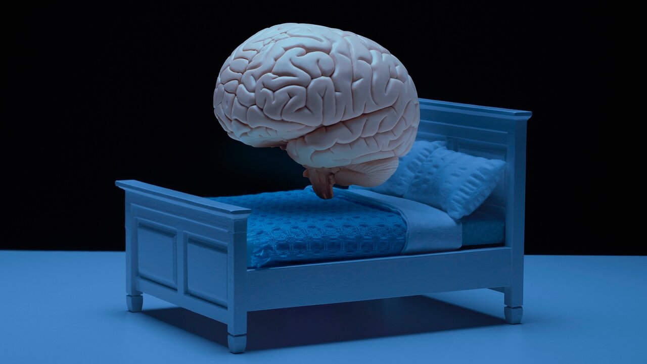 چرا بعد از چُرت، احساس گیجی داریم؟/ راهکارهای بهبود هوشیاری پس از خواب کوتاه