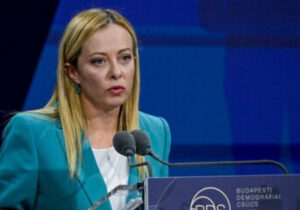 نخست‌وزیر ایتالیا: تعطیلات را خوش بگذرانید؛ روزهای سختی در راه است