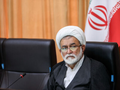 رئیس کمیسیون انرژی: مدل سهنرخی بنزین نه قاچاق را مهار میکند و نه درآمد خاصی برای دولت دارد