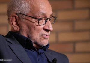 دفاع حسین مرعشی از انتخابات تناسبی و کنایه به برخی نیروهای سیاسی؛  صرفا با استفاده از موقعیت حضور در شورای شهر نمی‌توان به کرسی‌های بالاتر رسید