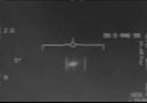 روایتی تکاندهنده از دیدن پرنده ناشناس بالای تاسیسات هستهای / «عصر افشاگری» جنجال به پا کرد