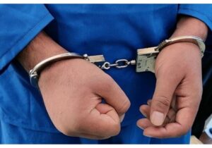 ببینید | درگیری لفظی پزشک قلابی با خبرنگاران