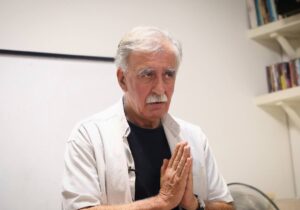 سینما در وضعیت نه جنگ نه صلح؛ از ریزش مخاطب تا بحران معیشت هنرمندان/ مردم جلوتر از حاکمیت حرکت کرده‌اند