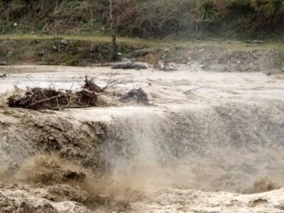 ببینید | طغیان رودخانهها در پی بارش باران در شهرستان ملکشاهی استان ایلام