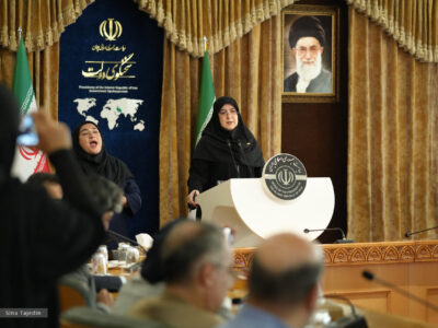 کوچکسازی دولت از این دو وزارتخانه شروع می شود/ توضیحات مهاجرانی درباره موضوع «اخراج نیروها» برای اصلاح ساختار اداری