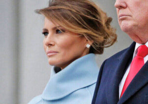 عکس| ملانیا در کنار ترامپ در مراسم قرعه کشی جام جهانی ۲۰۲۶
