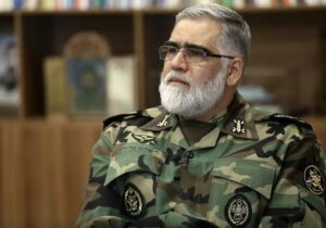 رئیس مرکز مطالعات راهبردی ارتش: هر دشمنی را از تجاوز به حریم کشور پشیمان خواهیم کرد