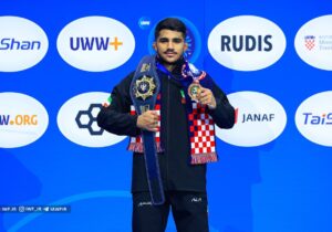 ایستادن شاهغلام بر قله جهان؛ فرخی برترین فرنگیکار سال شد