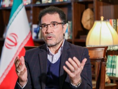 ببینید | فیروزآبادی در مناظره با زیباکلام: اگر ایران در مرزهای ملی محدود شود، خفه میشود