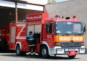 ببینید | عملیات فداکارانه آتشنشان جوان که جان ۲ زن ایرانی را نجات داد