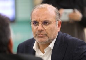 نماینده مجلس: آقای پزشکیان از خواب زمستانی بیدار شوید؛ همه چیز رها شده است!