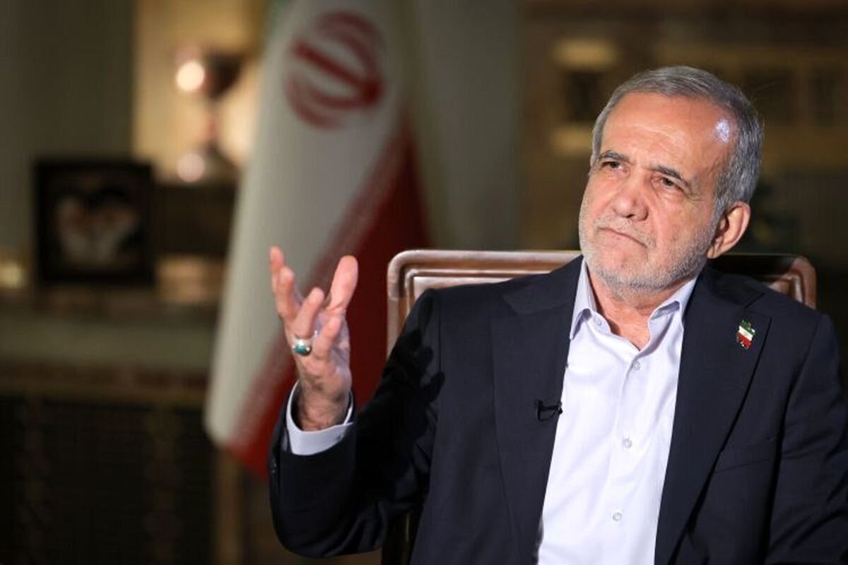 پزشکیان از کدام اسناد تاریخی بازدید کرد؟ پزشکیان از کدام اسناد تاریخی بازدید کرد؟