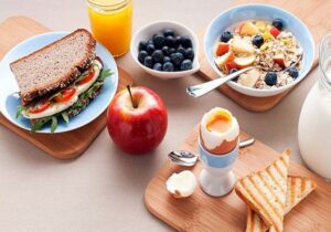 صبحانه محبوبی که فشار خون را بالا میبرد