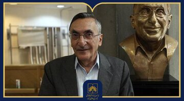 مخالفت با خاکسپاری کامران فانی در قطعه نام‌آوران