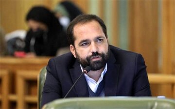 افزایش مطالبه شهروندان نشانه آگاهی است نه ضعف