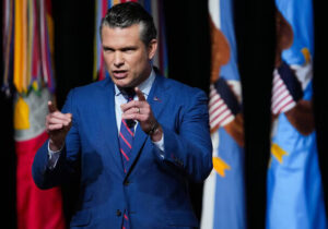 وزیر جنگ آمریکا در رسوایی سیگنالگیت محکوم شد