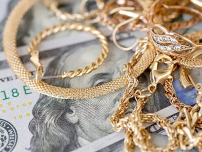 طلا سقف تاریخی را باز هم شکست/ قیمت جدید طلای جهانی امروز ۳ دیماه ۱۴۰۴