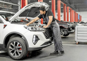 کاهش ۱۰ درصدی تولید سواری در ایران/ سقوط آزاد «مدیران خودرو»