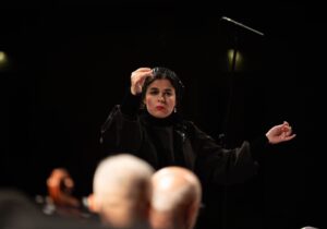 «ناقوس زمان» در تالار وحدت به صدا در می‌آید