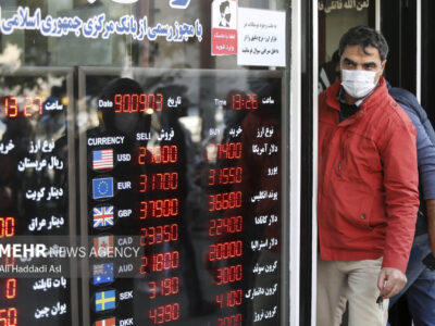 فشار سنگین به بازار ارز/ الان زمان مناسبی برای خرید دلار هست؟