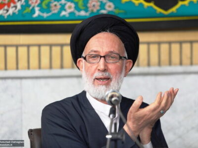 آیت‌الله ایازی: قرآن زن و مرد را یکسان و بدون تفاوت ذاتی می‌داند/ برخی تفاسیر گذشته بر اساس برداشت‌های تورات و انجیل، زن را طفیلی مرد دانسته‌اند