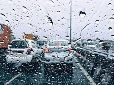 ترافیک سنگین در مشهد همزمان با نخستین بارش پاییز / توصیه پلیس به استفاده از حمل‌ونقل عمومی