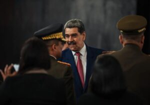 مادورو لغو اساسنامه رم را امضا میکند