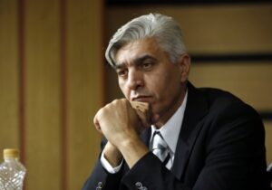 از آن همه آزار و ایذا، قلب وکیل شریف کانون وکلا خسرو علیکردی ایستاد