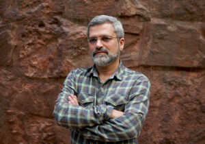 از کتابگردی تا مهمانی وزیر و نویسندگان