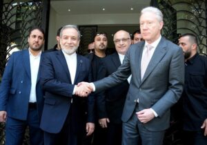 اظهارات تند وزیر خارجه لبنان علیه حزب‌الله / رجی: حزب‌الله بدون تصمیم ایران سلاحش را تحویل نمی‌دهد / پاسخ دعوت عراقچی را با یک یادداشت رسمی خواهم داد