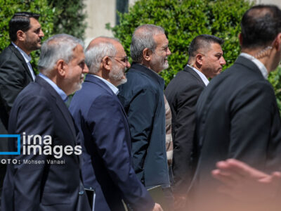 گل به خودی تندروها؛ همه پشت دولت درآمدند/ پزشکیان استعفا بدهد اگر…