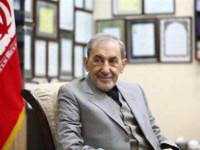 قدردانی ولایتی از خانواده سقاب اصفهانی/ماجرای بیماری که در بیمارستان مسیح دانشوری جان دوباره گرفت