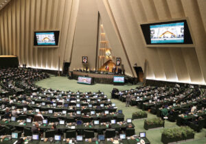 از مدرسِ مردمی تا مجلسی دور از مردم/ جمعبندی نظرات کاربران خبرآنلاین درباره شباهتهای نمایندگان مجلس با شهید مدرس